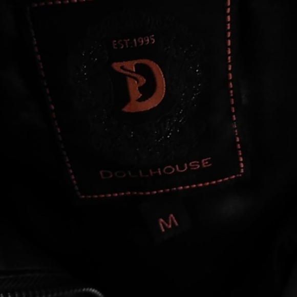 Vest - Picture 2 of 3